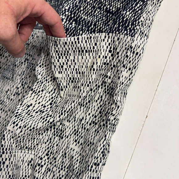 Gerard Darel Women’s Size 42 US 10 Black White Geometric Midi Dress **READ** - Picture 2 of 8